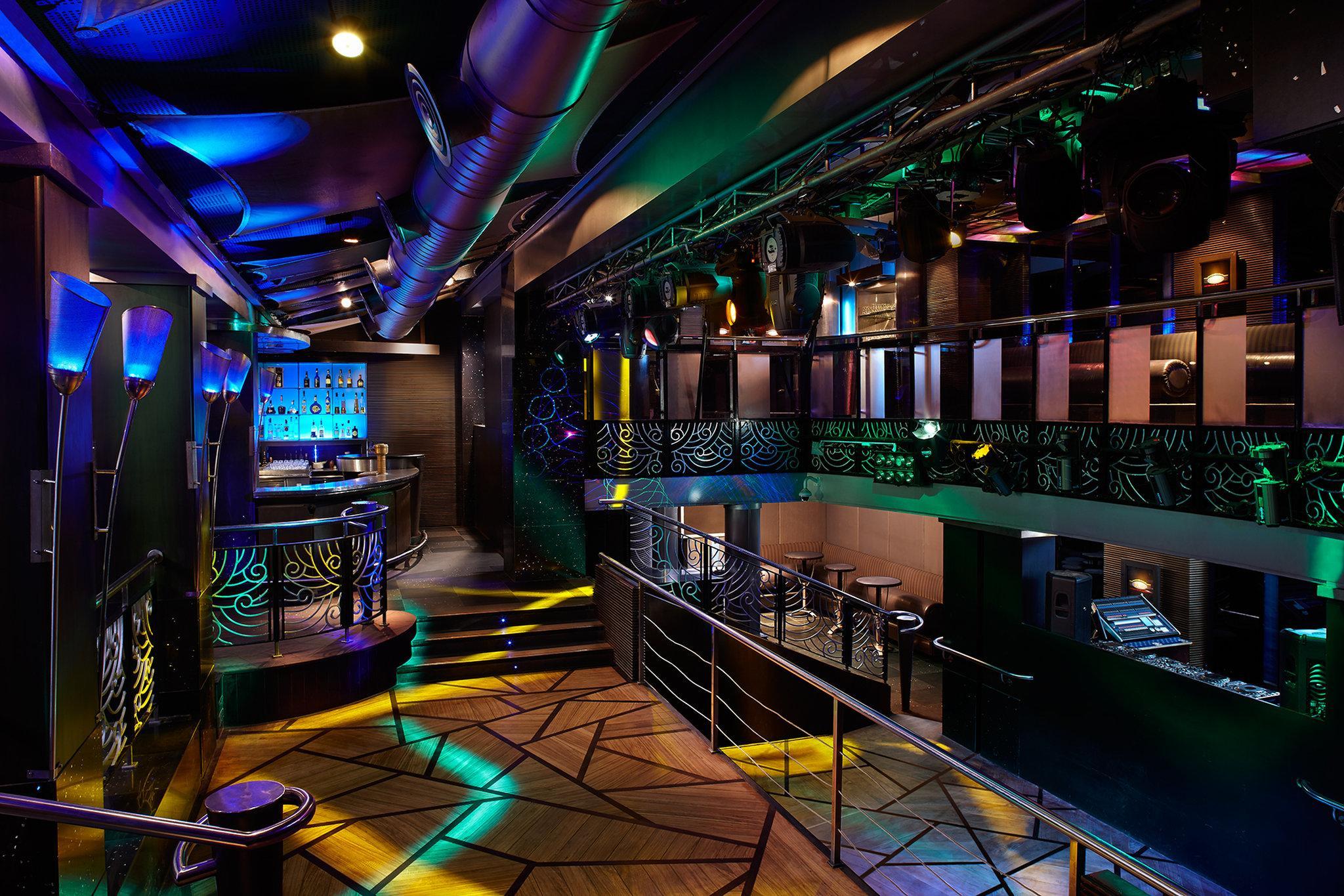 Crowne Plaza Chennai Adyar Park, An Ihg Hotel Exterior foto The interior of the nightclub
