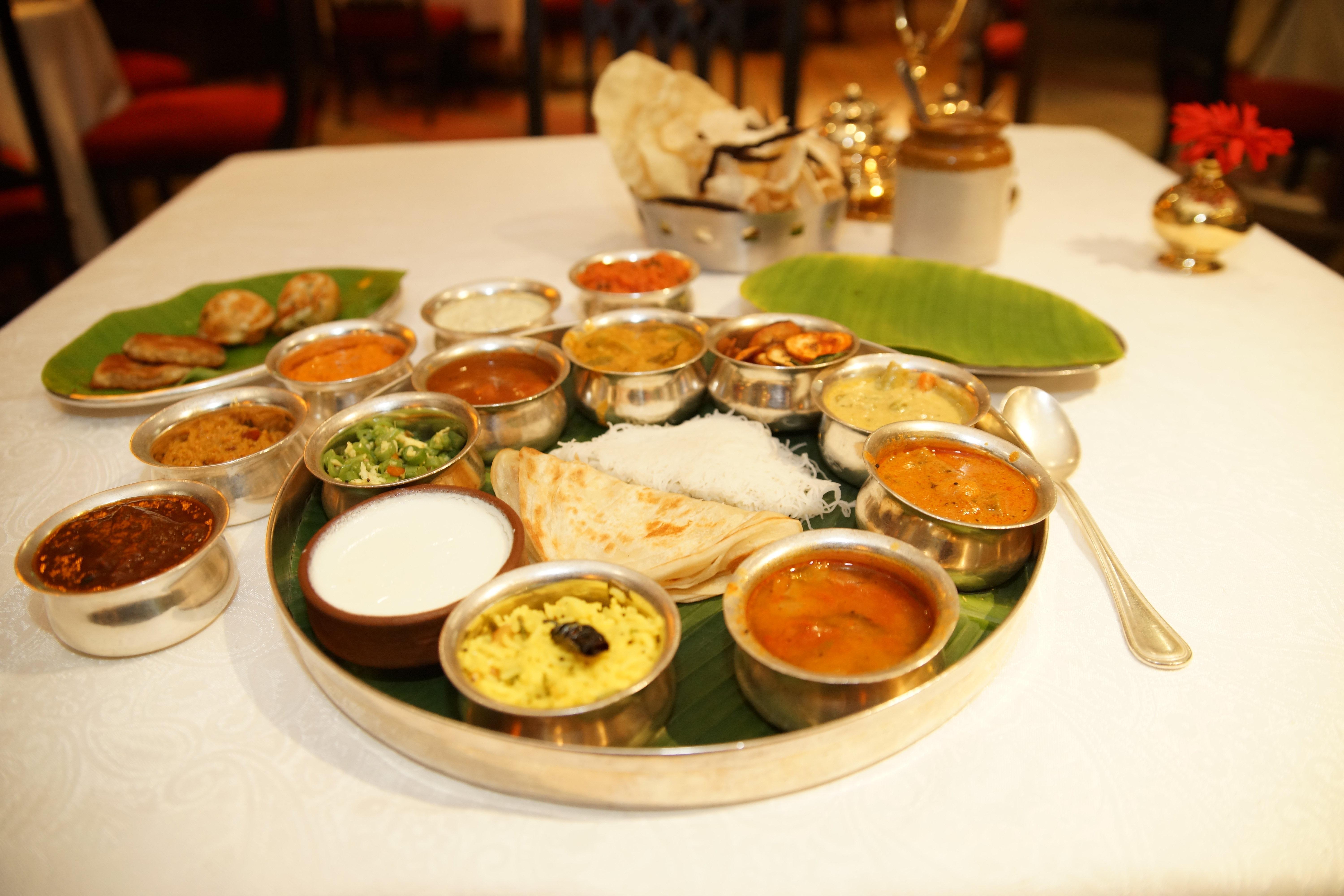 Crowne Plaza Chennai Adyar Park, An Ihg Hotel Exterior foto A vegetarian thali